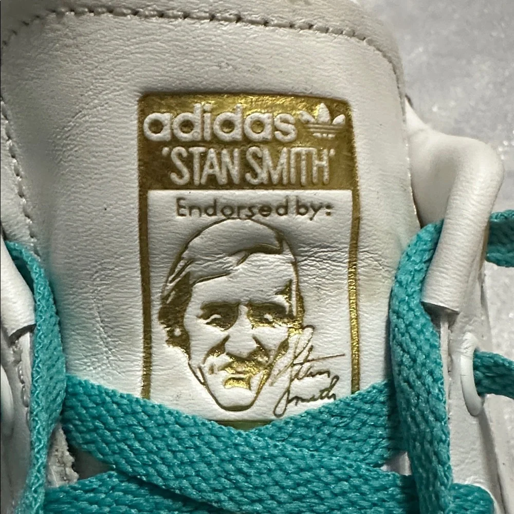 🚨DEAL🚨Adidas Stan Smith White and Teal Sneakers size 6